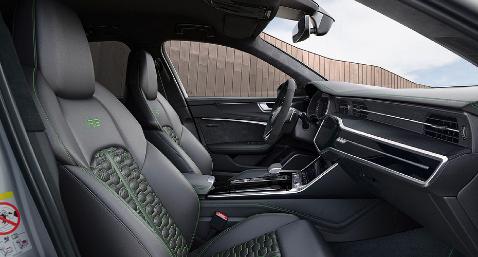 More unmistakeable, with Audi exclusive⁴