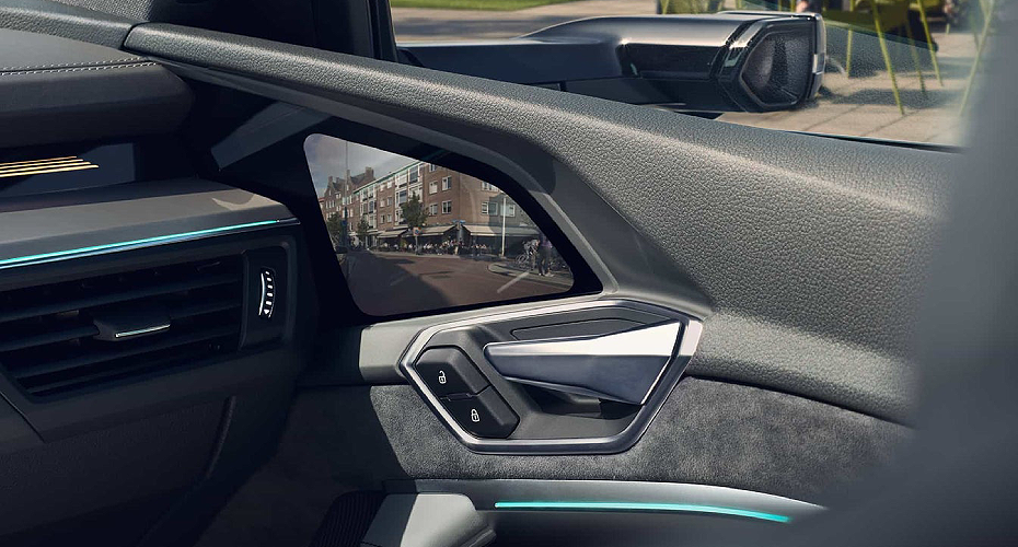 Virtual side mirrors
